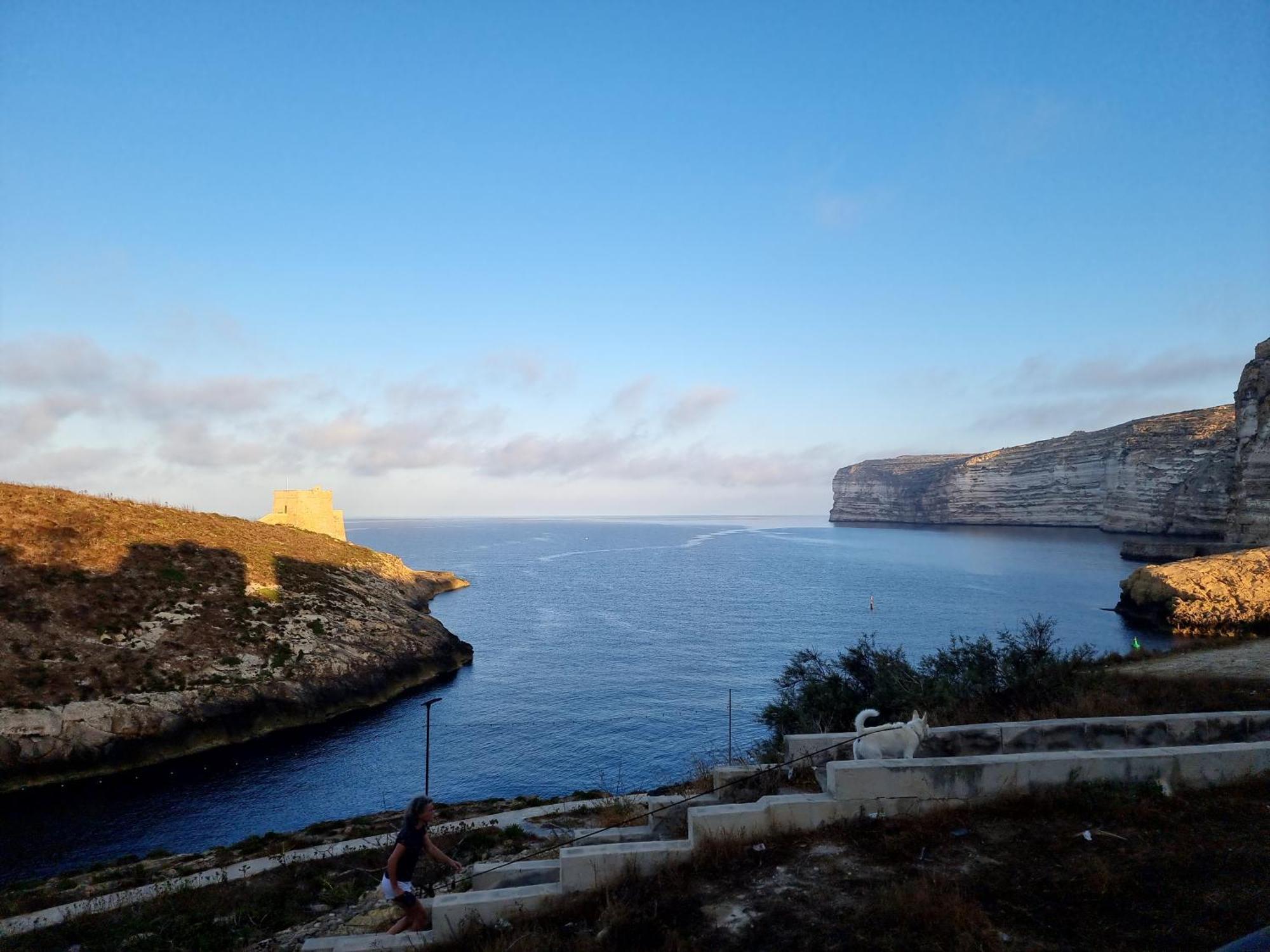 Cozy Xlendi