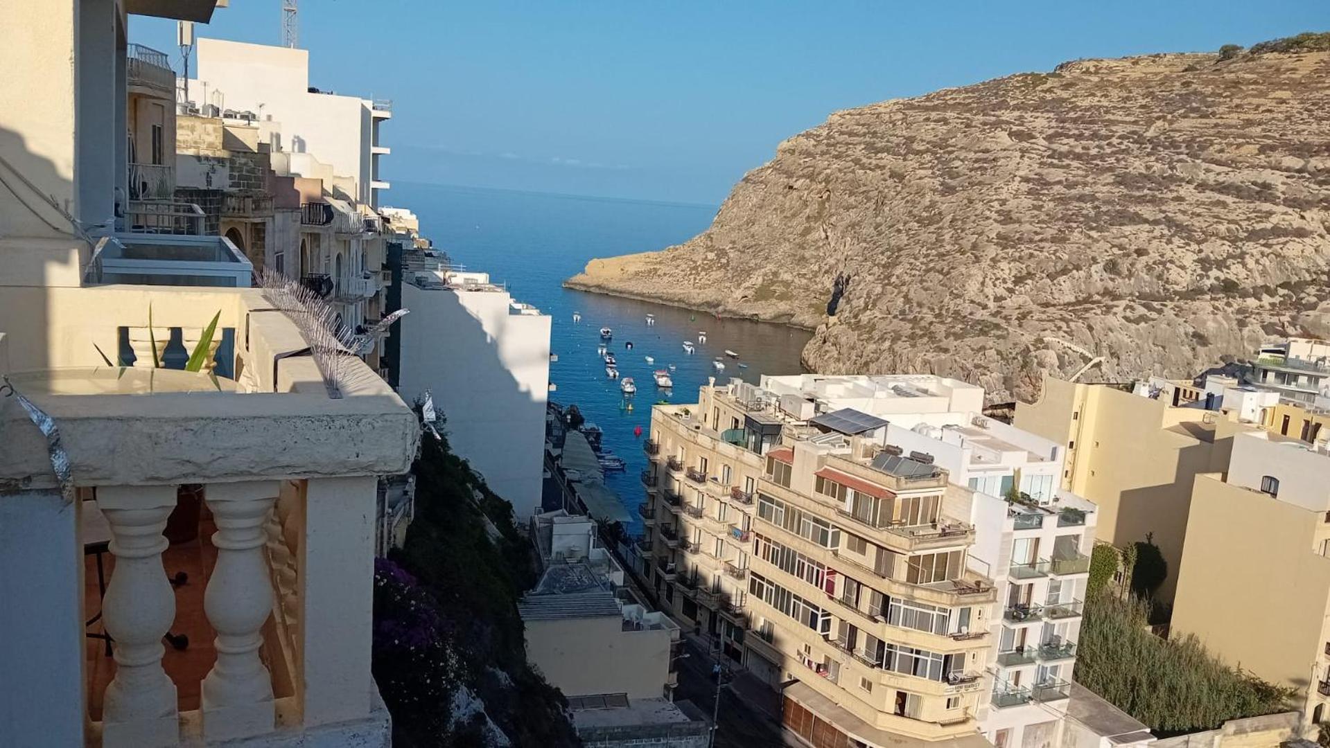 Cozy Xlendi